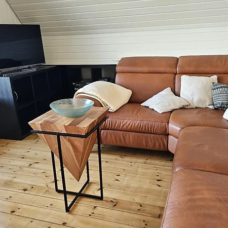 Zum Leuchtturm 펜션 하일리겐하펜