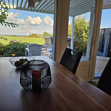 Zum Leuchtturm 하일리겐하펜