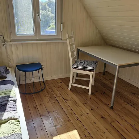 Zum Leuchtturm 펜션 하일리겐하펜