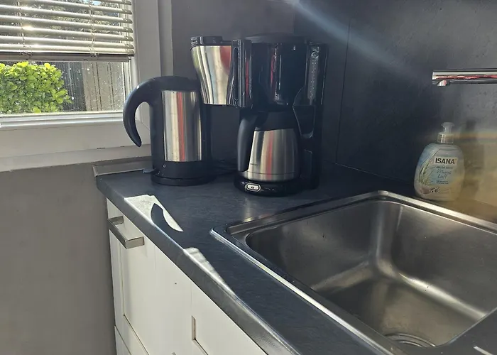 Zum Leuchtturm 펜션 *