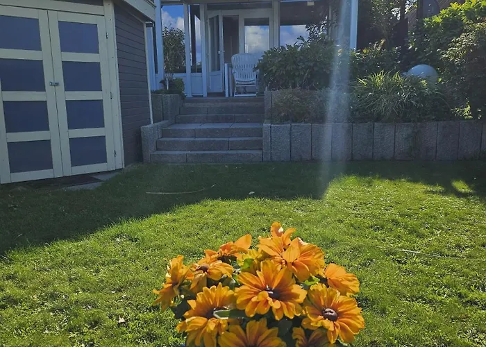 Zum Leuchtturm 펜션 *